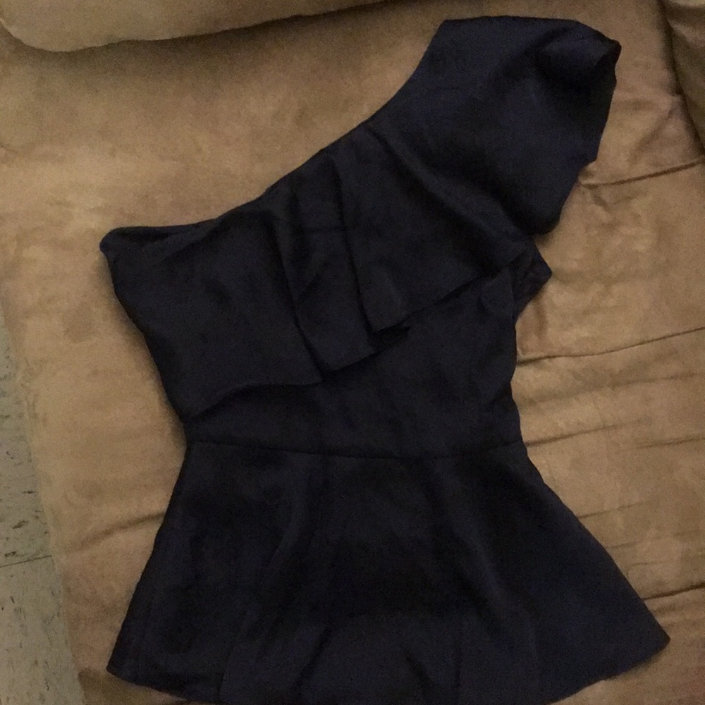 H&M off shoulder ruffle top